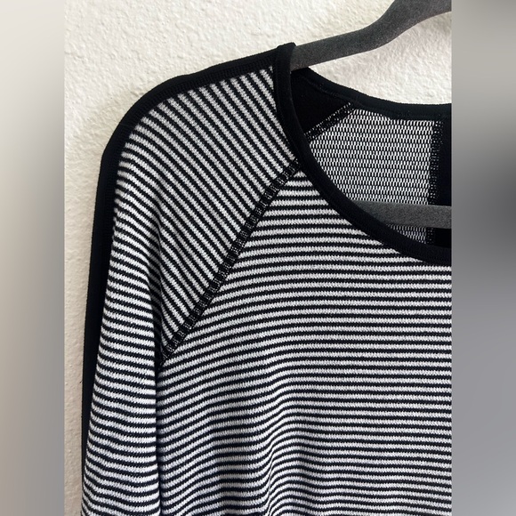 Lululemon Runder Under Long Sleeve - Picture 3 of 7